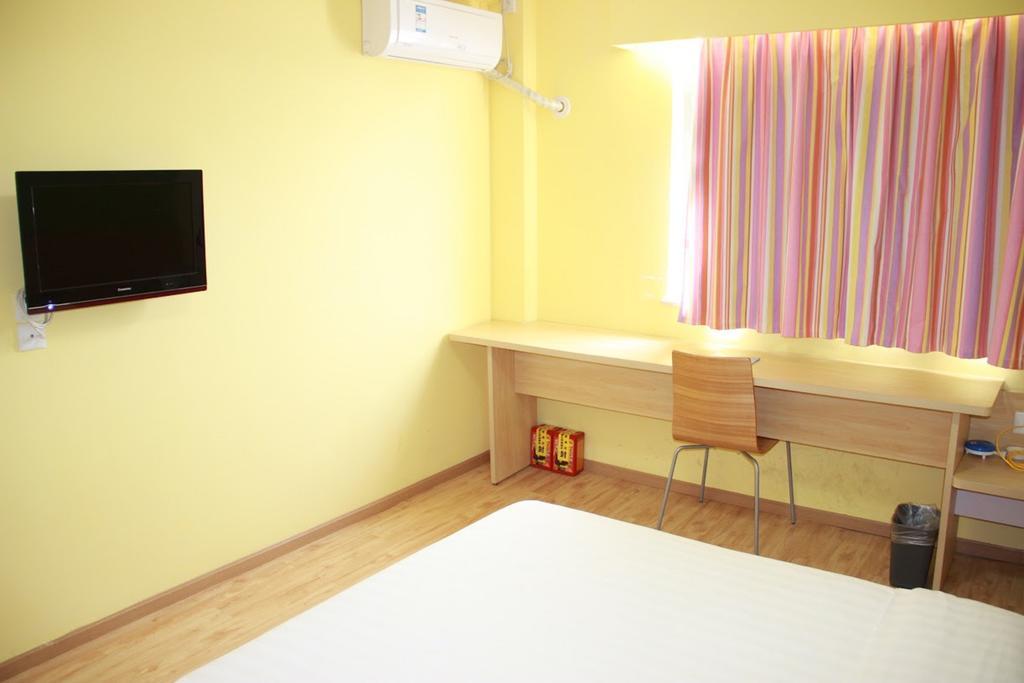 7Days Inn Dalian Heishijiao Software Park Eksteriør bilde
